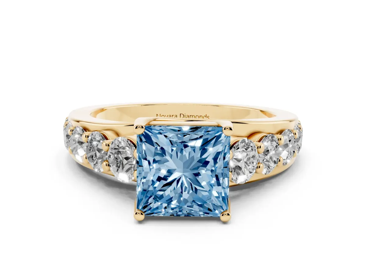 Fancy Blue Princess Cut Diamond Pavé Engagement Ring Set in Yellow gold with Prong Setting