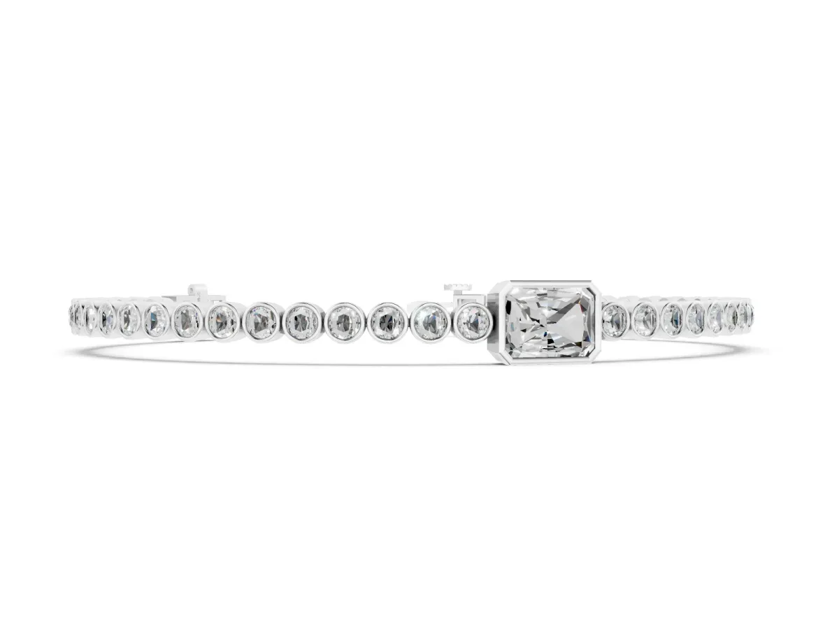 Round Diamond Bezel-Set Tennis Bracelet Set in White gold with Radiant Cut Center Stone