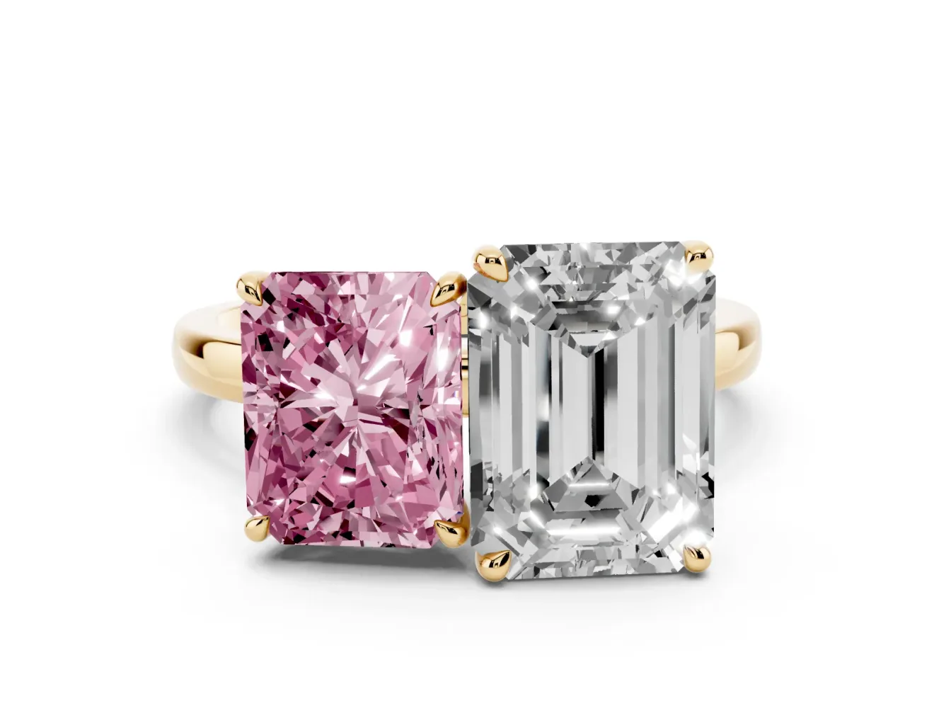 Fancy Pink Radiant Cut and Emerald Cut Toi Moi Ring Set in Yellow gold with Prong Setting