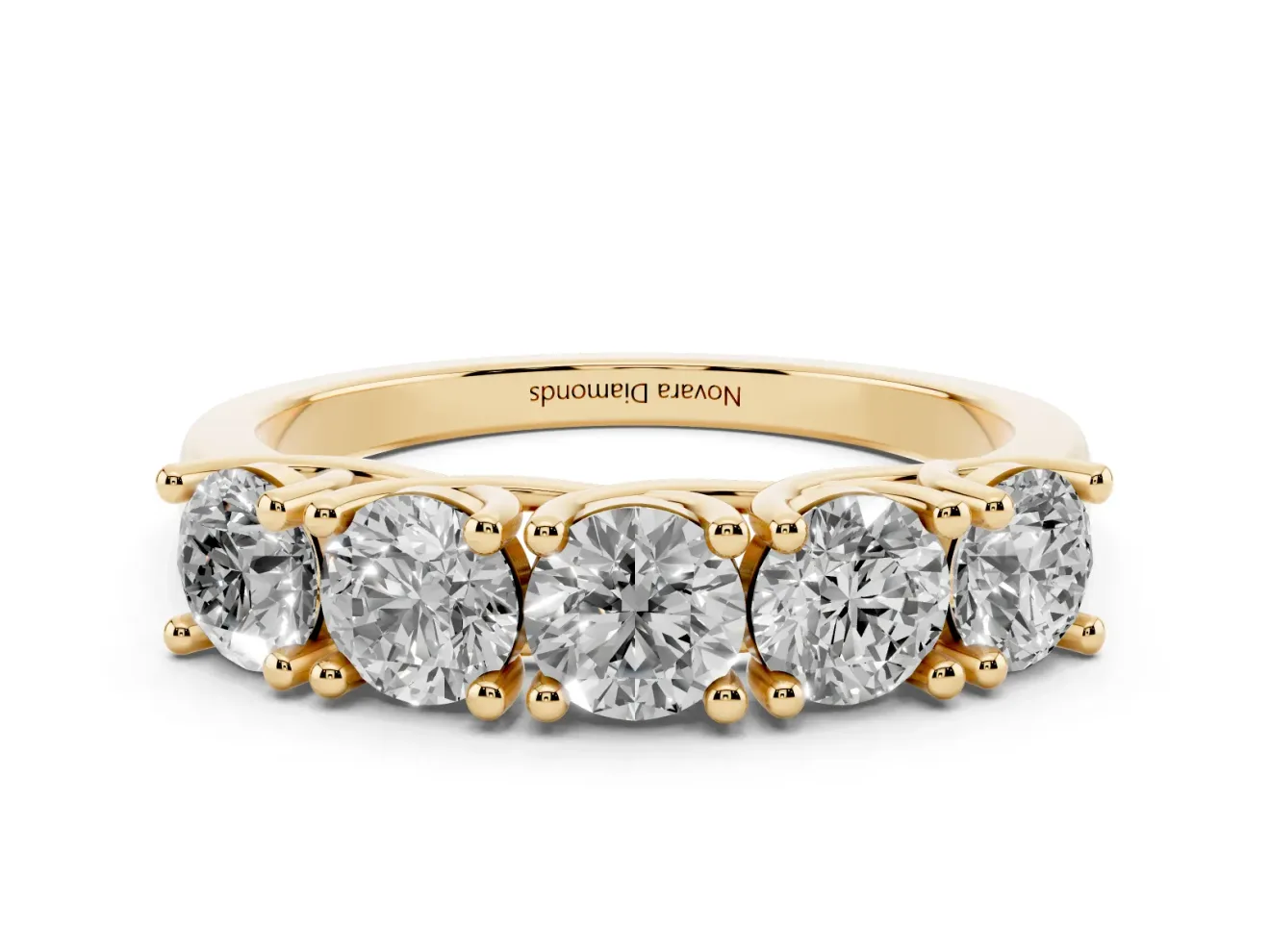 Five-Stone Round Diamond Wedding Band Set in Yellow gold with Prong Setting