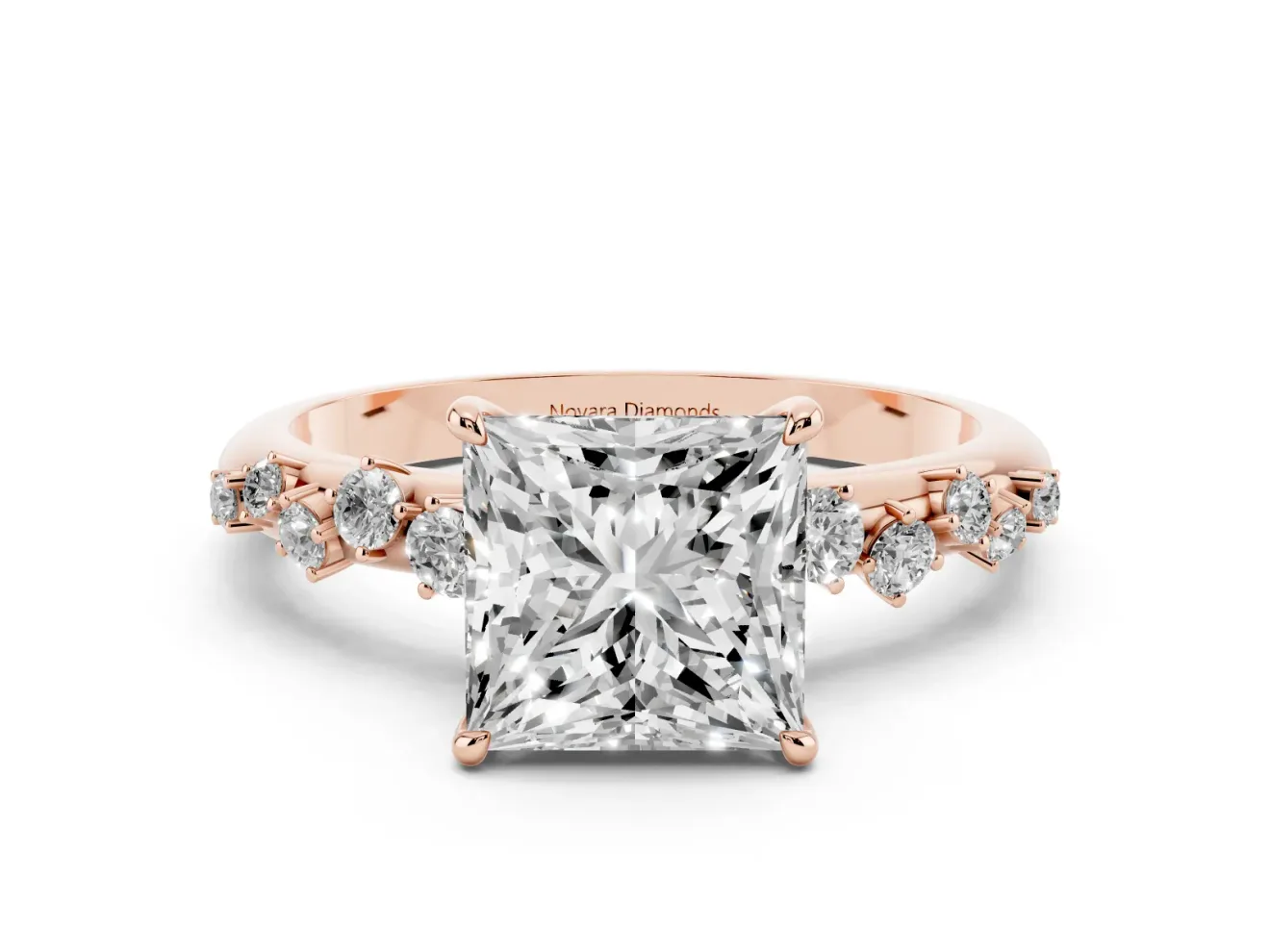 Princess Cut Diamond Cluster Solitaire Ring Set in Rose gold with Prong Setting