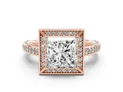 Princess Cut Diamond Halo Pavé Split Shank Ring Set in Rose gold with Prong Setting