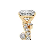 Radiant Cut Diamond Solitaire Twisted Band Set in Yellow gold with Pavé Setting