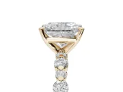 Radiant Cut Pavé Solitaire Engagement Ring Setting | Alternating Accents | Yellow Gold
