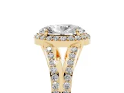 Oval Halo Engagement Ring Setting | V-Split Pavé Band | Yellow Gold