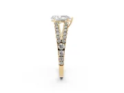 Pear-Shaped Graduated Pave Split Shank Engagement Ring Setting | V Split Shoulders | Yellow Gold