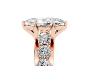 Marquise Graduated Side Stone Engagement Ring Setting | Shared Prong Rails | Rose Gold