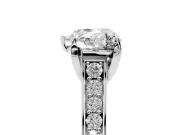Heart-Shaped Graduated Pavé Solitaire Engagement Ring Setting | Wide Pavé Row Band | White Gold