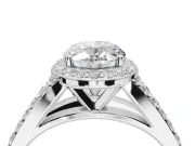 Oval Halo Pavé Engagement Ring Setting | Narrow Split Shank | Platinum