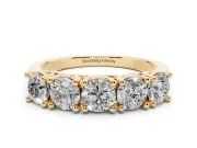 Five-Stone Round Diamond Wedding Band Set in Yellow gold with Prong Setting