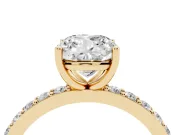 Cushion Cut Pavé Solitaire Engagement Ring Setting | Single Row Band | Yellow Gold
