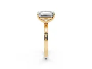 Fancy Pink Radiant Cut and Emerald Cut Toi Moi Ring Set in Yellow gold with Prong Setting