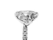 Emerald Cut and Heart-Shaped Lab-Grown Diamond Toi et Moi Engagement Ring | Pavé Band | Platinum