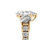 Pear-Shaped Three Stone Engagement Ring Setting | Pave Shoulders | Yellow Gold