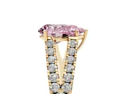 Pear-Shaped Graduated Split Shank Engagement Ring Setting for a Fancy Pink Lab-Grown Diamond | Yellow Gold
