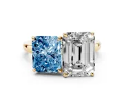 Fancy Blue Radiant Cut and Emerald Cut Toi Moi Ring Set in Yellow gold with Prong Setting