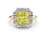 Princess Cut Graduated Milgrain Halo Engagement Ring Setting for a Fancy Yellow Lab-Grown Diamond | Yellow Gold
