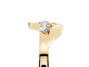 Round Diamond Five-Stone Crossover Band Set in Yellow gold with Prong Setting