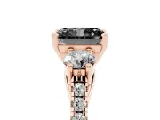 Fancy Black Three-Stone Radiant Cut Diamond Pavé Band Ring Set in Rose gold with Prong-Set Trio