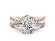 Three-Stone Oval Cut Diamond Twist Band Ring Set in Rose gold with Pavé Accents and Prong Setting