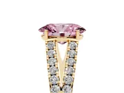 Oval Graduated Split Shank Engagement Ring Setting for a Fancy Pink Lab-Grown Diamond | Yellow Gold
