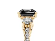 Fancy Black Three-Stone Asscher Cut Diamond Pavé Band Ring Set in Yellow gold with Prong-Set Trio