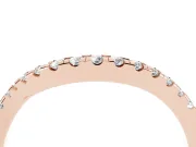 Round Diamond Pavé Twist Band Set in Rose gold with U-Prong Setting