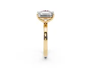 Fancy Pink Round Cut and Emerald Cut Toi Moi Ring Set in Yellow gold with Prong Setting