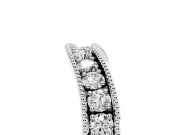 Round Diamond Contour Wedding Band Set in White gold with Milgrain Pavé Setting