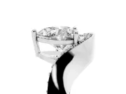 Heart-Shaped Bypass Solitaire Engagement Ring Setting | Pavé Ribbon | Platinum
