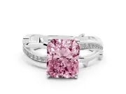 Fancy Pink Radiant Cut Diamond Pavé Twist Band Solitaire Ring Set in White gold with Prong Setting