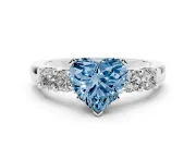 Heart-Shaped Five Stone Engagement Ring Setting for a Fancy Blue Lab-Grown Diamond | Platinum