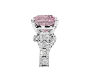 Cushion Cut Pavé Solitaire Engagement Ring Setting for a Fancy Pink Lab-Grown Diamond | Crossover Gallery | Platinum