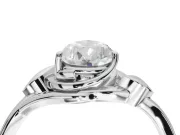 Pear-Shaped Leaf Bypass Solitaire Engagement Ring Setting | Polished Band | White Gold
