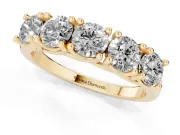 Five-Stone Round Diamond Wedding Band Set in Yellow gold with Prong Setting