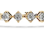 Princess Cut Diamond Tennis Bracelet Set in Yellow gold with Square Prong Setting