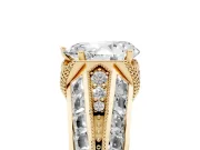 Pear Cut Diamond Vintage-Inspired Milgrain Ring Set in Yellow gold with Accent Split Shank