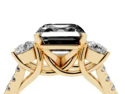 Fancy Black Three-Stone Asscher Cut Diamond Pavé Band Ring Set in Yellow gold with Prong-Set Trio