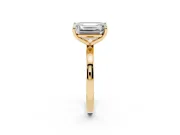 Emerald Cut and Emerald Cut Toi Moi Ring Set in Yellow gold with Prong Setting