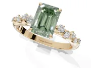 Emerald Cut Graduated Solitaire Engagement Ring Setting for a Fancy Green Lab-Grown Diamond | Yellow Gold