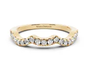 Round Diamond Curved Pavé Wedding Band Set in Yellow gold with Nesting Profile