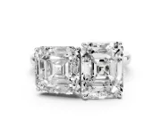 Asscher Cut and Emerald Cut Toi Moi Ring Set in White gold with Prong Setting