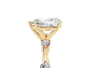 Pear-Shaped Bar Set Engagement Ring Setting | Spaced Side Stones | Yellow Gold