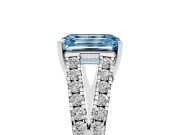 Emerald Cut Graduated Split Shank Engagement Ring Setting for a Fancy Blue Lab-Grown Diamond | Platinum
