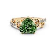 Heart-Shaped Leaf Pavé Engagement Ring Setting for a Fancy Green Lab-Grown Diamond | Yellow Gold