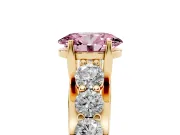 Oval Graduated Engagement Ring Setting for a Fancy Pink Lab-Grown Diamond | Yellow Gold