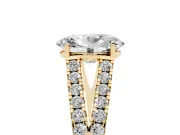 Oval Graduated Pave Split Shank Engagement Ring Setting | V Split Shoulders | Yellow Gold