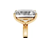 Fancy Yellow Emerald Cut and Emerald Cut Toi Moi Ring Set in Yellow gold with Prong Setting
