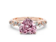 Heart-Shaped Graduated Solitaire Engagement Ring Setting for a Fancy Pink Lab-Grown Diamond | Rose Gold