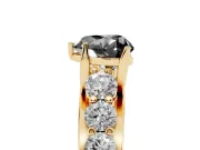 Heart-Shaped Engagement Ring Setting for a Black Center | Yellow Gold